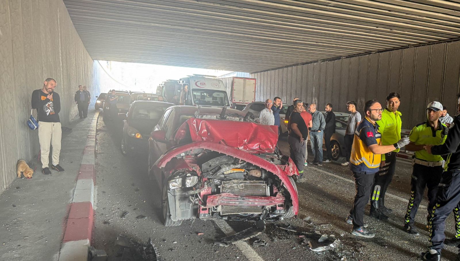 usakta zincirleme kaza uc yarali xscGHQ8T