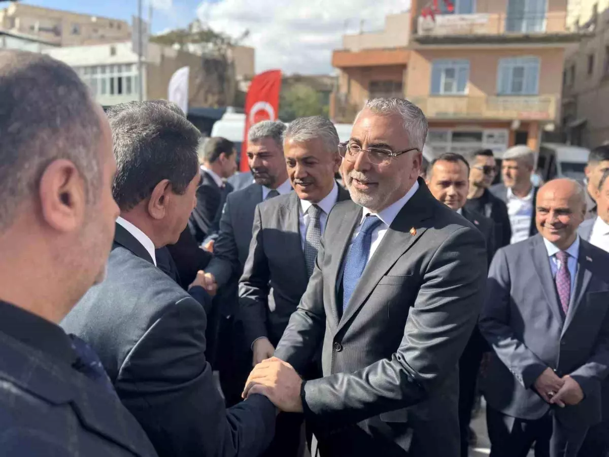 bakan isikhan 20 bin ogrencimize toplamda 457 milyon liralik odeme yapacagiz CNlJM8wP.jpg