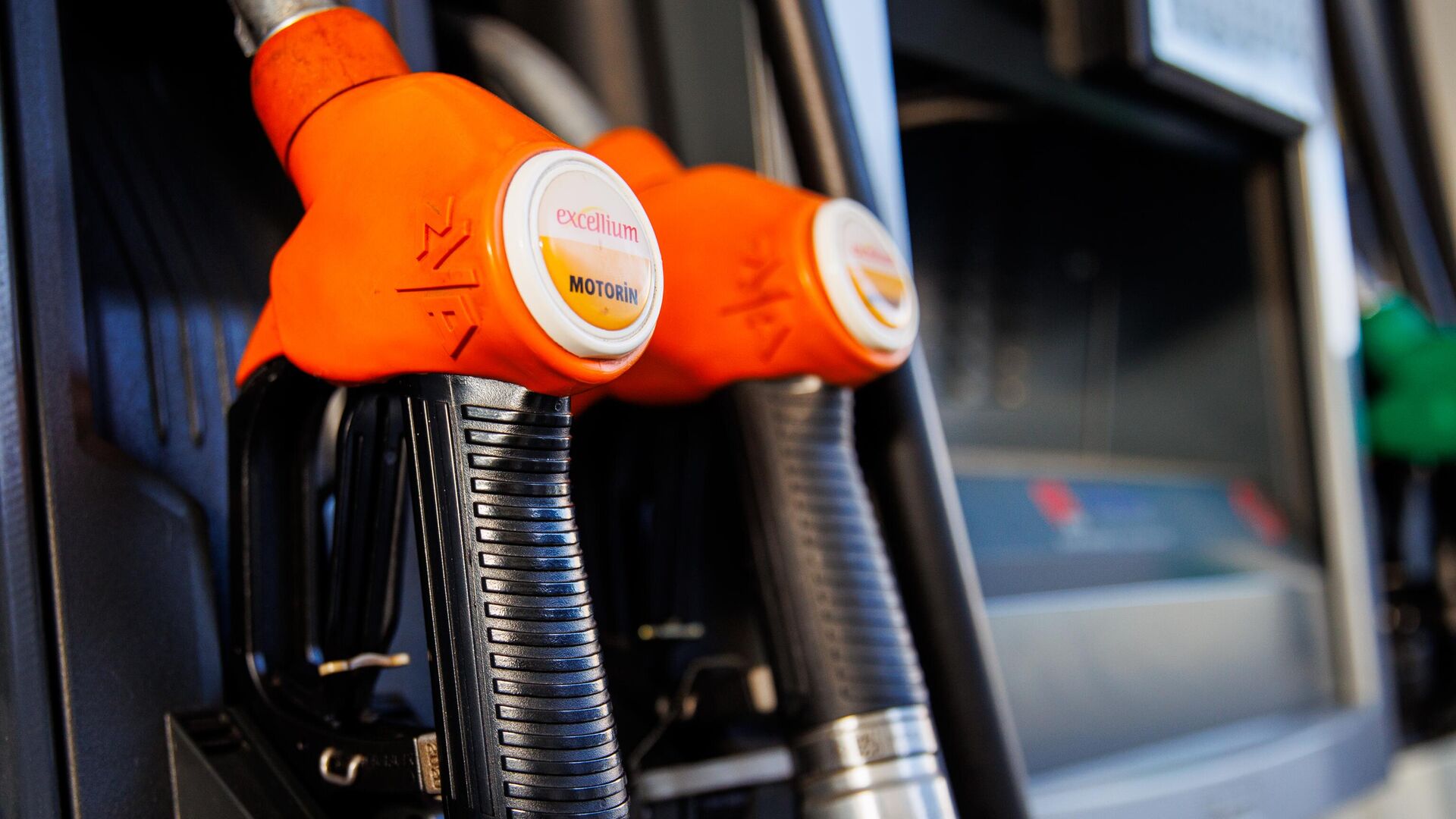 motorine buyuk zam geliyor akaryakitta fiyat degisecek 1UUwRHCC.jpg