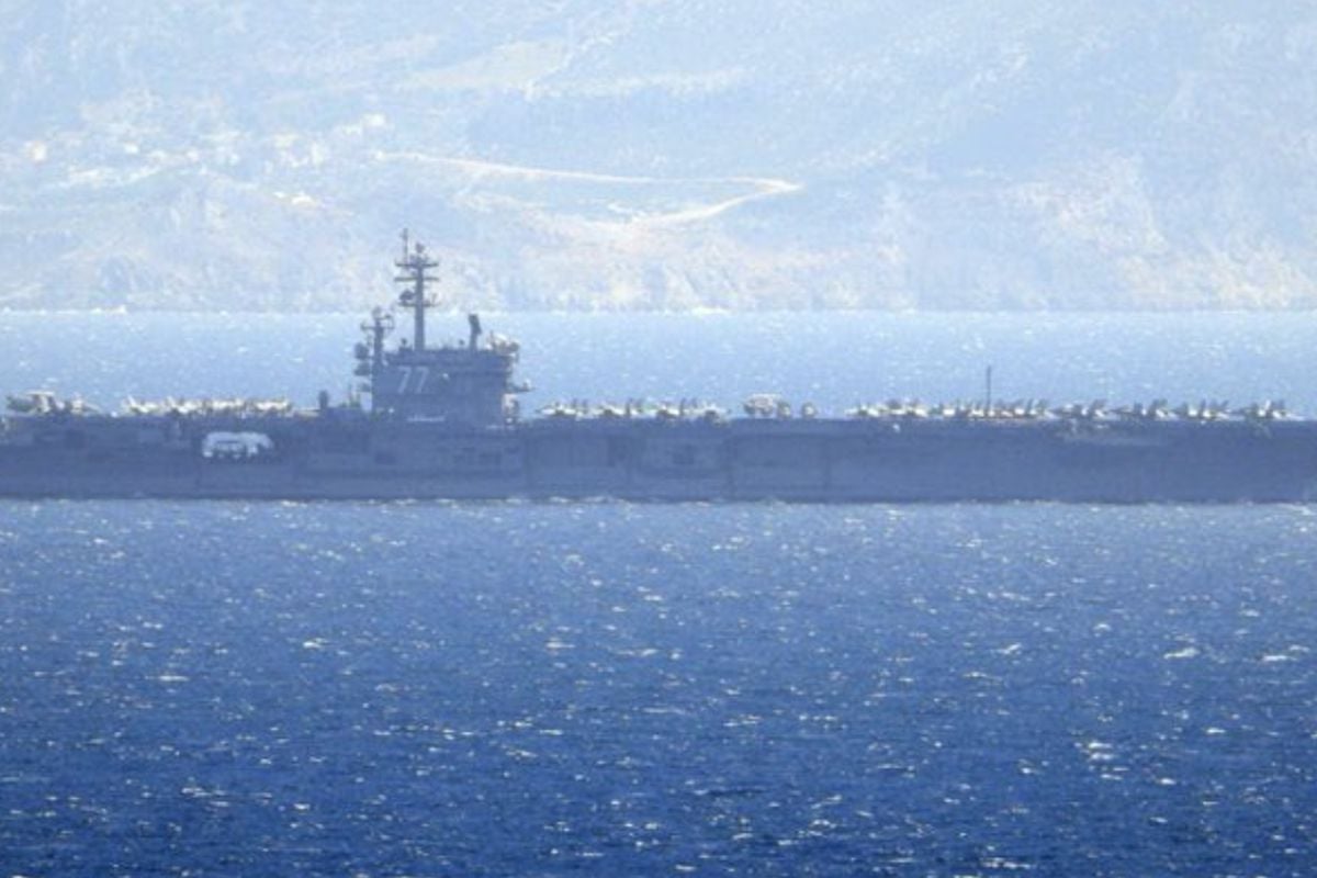 USS George H.W. Bush Akdeniz’e Girdi: ABD’nin Askeri Varlığı Güçleniyor